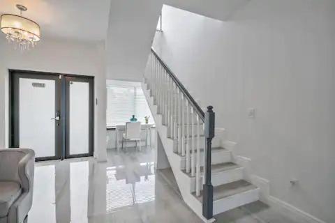 New Townhome Near Wilton/Las Olas/Beach Форт-Лодердейл Экстерьер фото